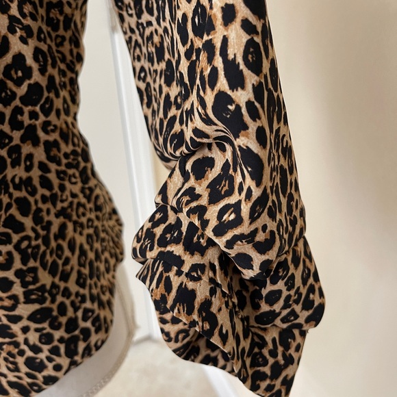 Leopard Print Modern Jacket - Picture 9 of 15